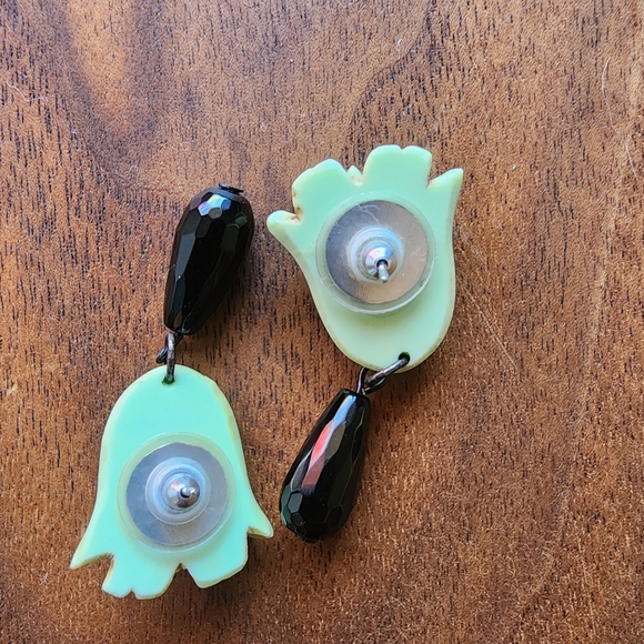 Tulip earrings with gem drops - Picture 5 of 5